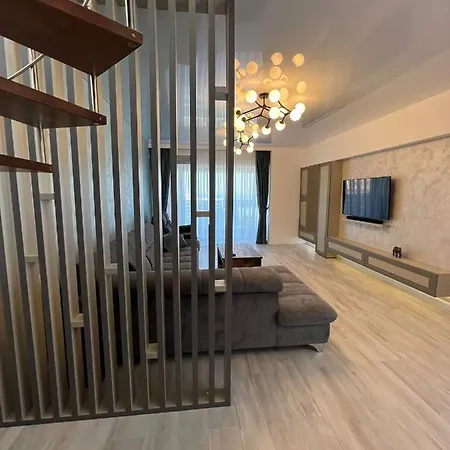 Penthouse Blue Boutique Magic View *